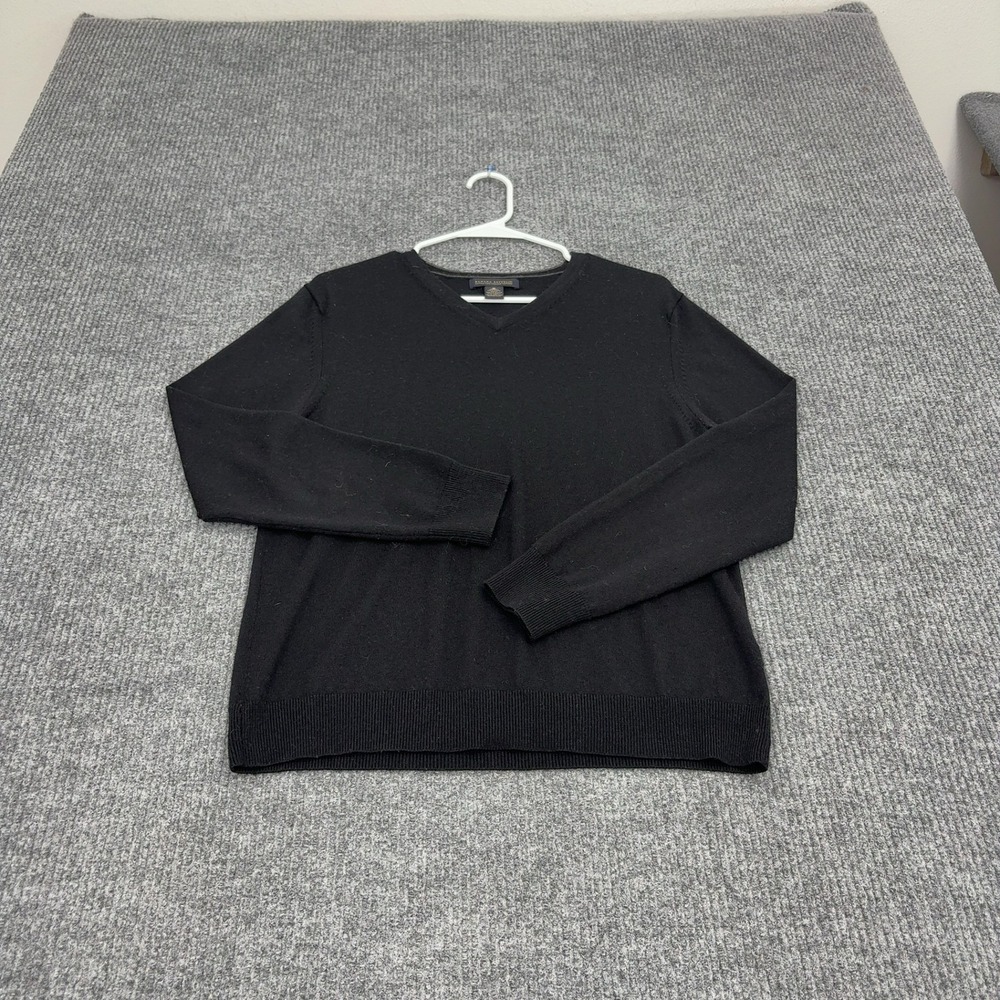 Banana Republic Sweater Mens M Black Merino Wool V-Neck Minimalist Classic